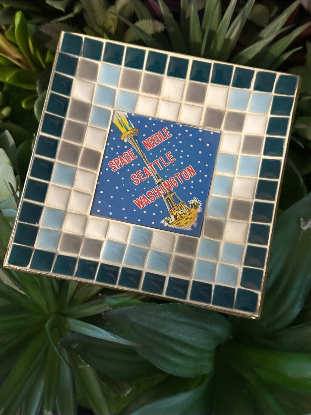 Space Needle Seattle Washington Mosaic Tile Trinket vanity jewelry tray souvenir